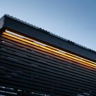 En rulle varmvit Namron LEDstrip 5m 2700K IP67 med ttslutande hlje visas i nrbild. Elbutik.se erbjuder denna dimbara LED-list med hg skyddsklass fr dekorativ effektbelysning i bde inomhus- och utomhusmiljer.
