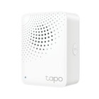 En vit Tapo Matter Hub-enhet med perforerat mnster och en &quot;SYNC&quot;-knapp p sidan visas i nrbild.