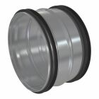 En metallisk skarvnippel visas i n�rbild med sl�t yta och cirkul�r form, designad f�r att sammanfoga ventilationsr�r, vilket g�r installationen stabil och t�t i tekniska milj�er. Produkten erbjuds av Elbutik.se.