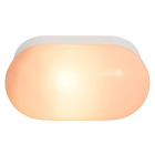 En taklampa med mjukt rundad, oval form i opalglas sprider ett varmt och j�mnt ljus i rummet. Hos Elbutik.se finns denna stilrena armatur som passar perfekt i moderna och minimalistiska milj�er.