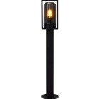 En utomhus stolpbelysning med rektangul�r svart metallram och synlig ljusk�lla st�r monterad p� en l�g stolpe. Hos Elbutik.se finns denna robusta armatur som ger ett riktat och dekorativt ljus l�ngs g�ngv�gar.