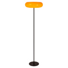 Lucide Sentino Golvlampa G9 Orange visas framifr�n med rund orange sk�rm, smal m�rk st�ng och liten cirkelformad fot mot vit bakgrund. Elbutik.se erbjuder den stilrena golvlampan f�r dekorativ belysning vid exempelvis f�t�lj eller soffgrupp.