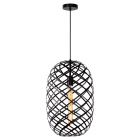 Lucide Wolfram 32 Pendel E27 Svart visas mot vit bakgrund med svart takf�ste, l�ng sladd och avl�ng genombruten sk�rm i fl�tat m�nster. Elbutik.se erbjuder den dekorativa pendeln f�r st�mningsfull belysning �ver exempelvis bord eller i hall.